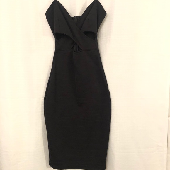 SM Black Fashion Nova with cutout - Picture 1 of 7